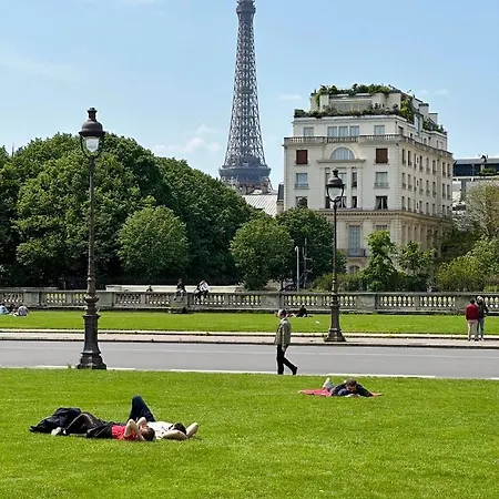 Apartment Guestready - Amelie & Eiffel, Art Of Living